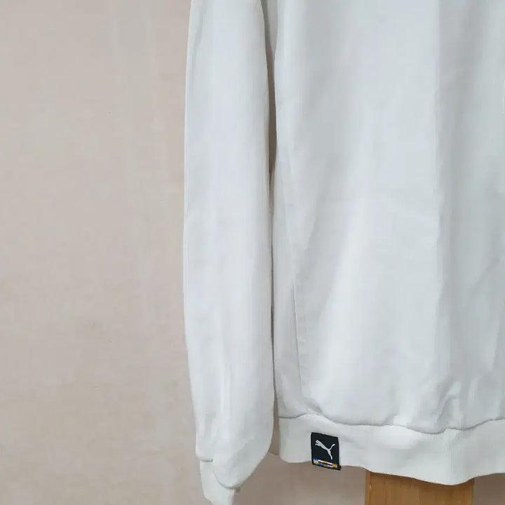 [BUNJANG] Puma White Pocket Sweatshirt M / 퓨마 화이트 포켓 맨투맨 M
