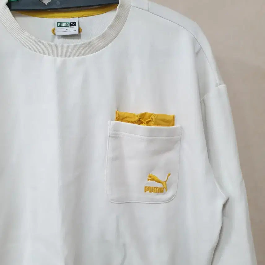 [BUNJANG] Puma White Pocket Sweatshirt M / 퓨마 화이트 포켓 맨투맨 M