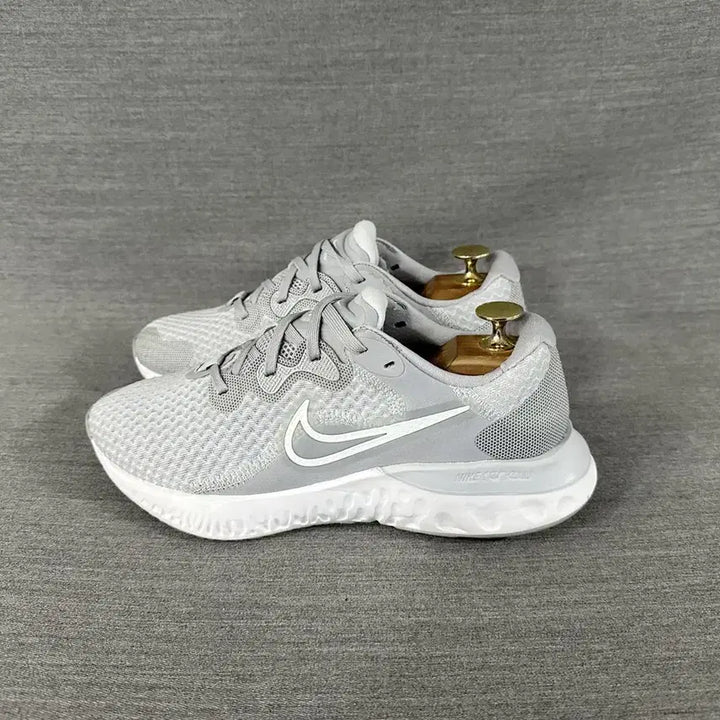 [BUNJANG] Nike Renew Run 2 Wolf Grey Running Shoes (Women&