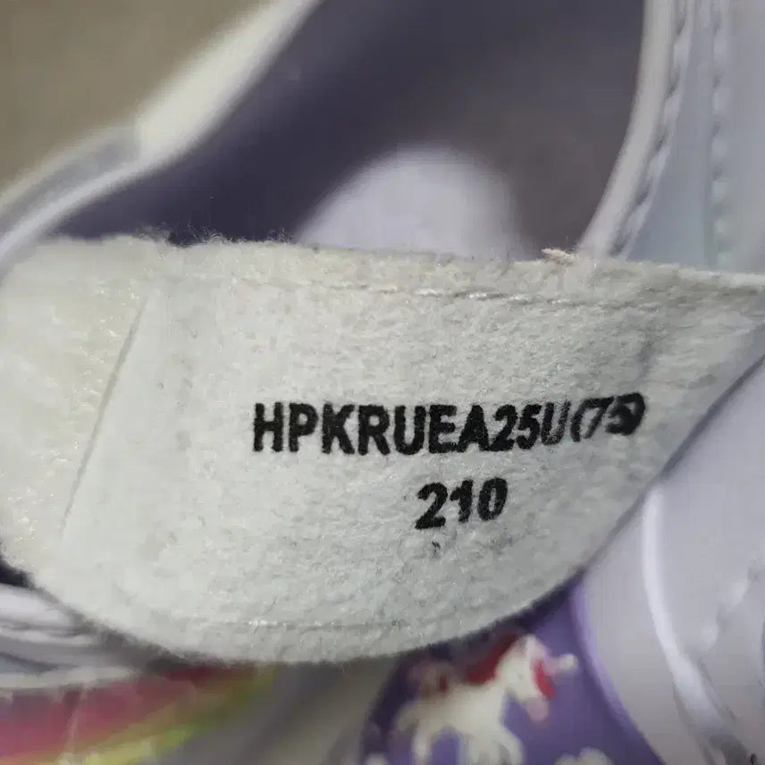 [BUNJANG] SHOOPEN KIDS Unicorn Velcro Indoor Shoes / 슈펜키즈 유니콘 벨크로 실내화 210 &amp; 220mm (미사용)