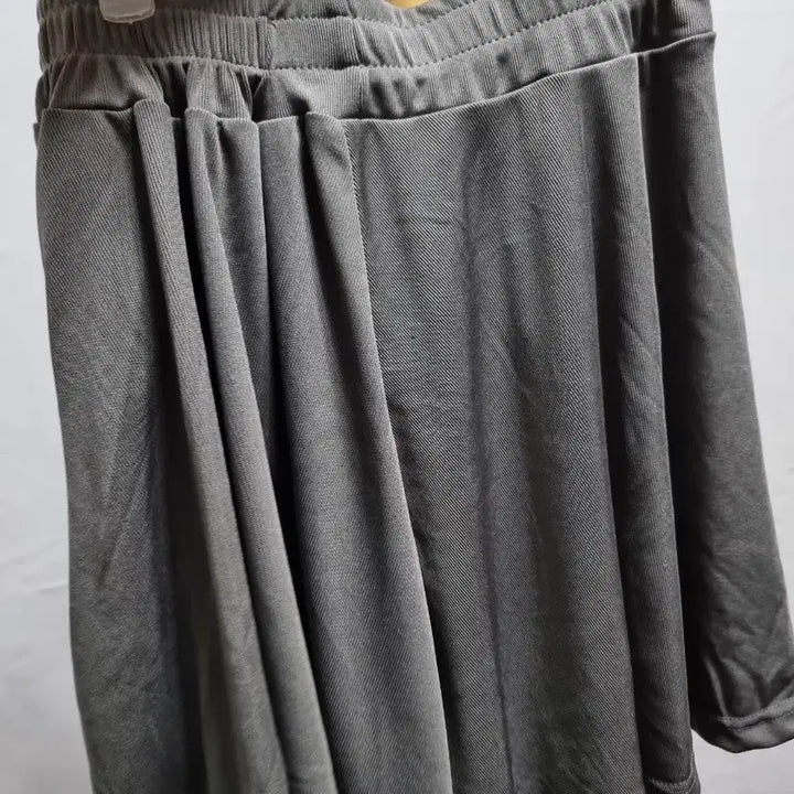 [BUNJANG] Gray Skirt Pants / 63. 그레이 치마바지