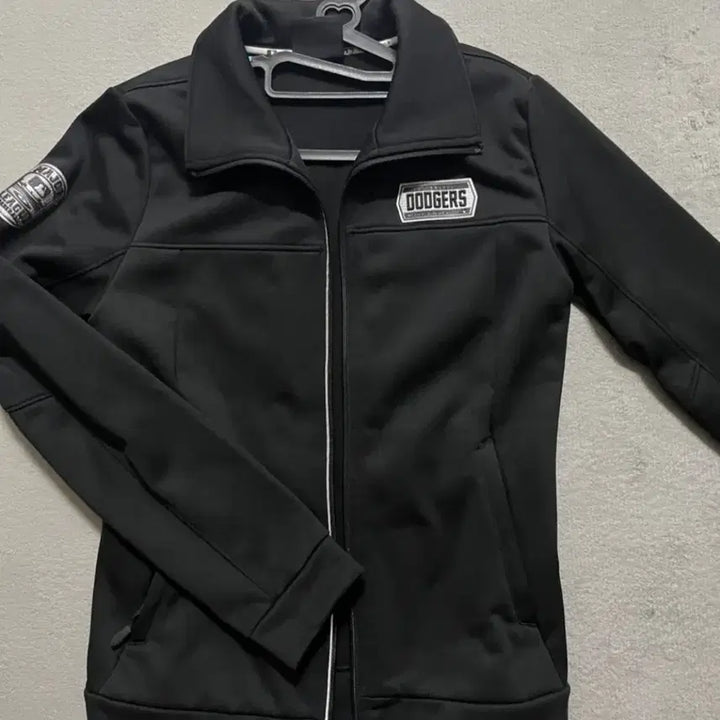 [BUNJANG] MLB LA Dodgers Black Jumper / MLB LA 다저스 블랙 점퍼