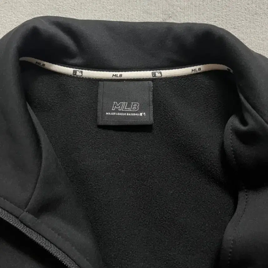 [BUNJANG] MLB LA Dodgers Black Jumper / MLB LA 다저스 블랙 점퍼