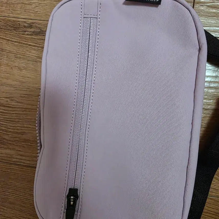 [BUNJANG] Discovery Lavender Crossbody Bag / 디스커버리가방
