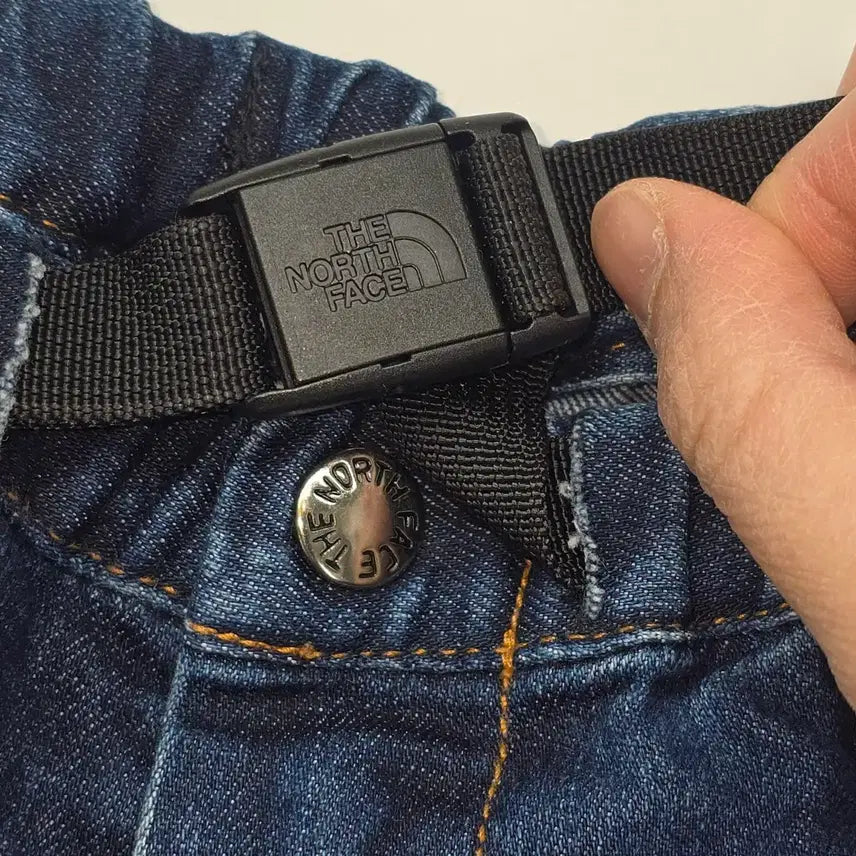 [BUNJANG] The North Face Denim Balloon Pants / 노스페이스 데님 벌룬 팬츠 / 스트릿 데님 [D50462]