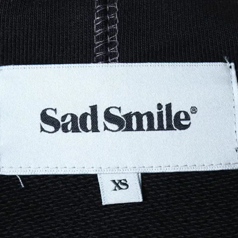 [BUNJANG] Customellow Sad Smile Stitch Hoodie Black T-shirt / (XS-S) 커스텀멜로우 후드티셔츠 새드스마일 스티치 블랙-1786C