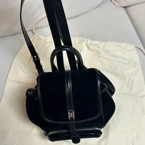 [BUNJANG] Paul &amp; Joe Classic Logo Poche Backpack Velvet Black / 폴뉴아 클래식 로고 포쉐 백팩 벨벳 블랙
