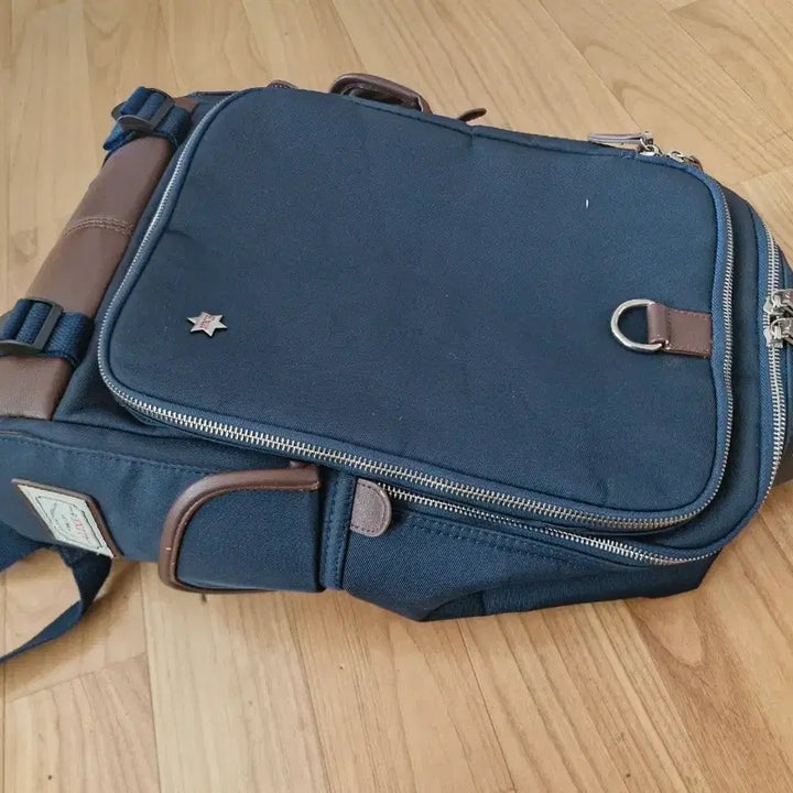 [BUNJANG] EXIT Backpack Black Casual Laptop Bag / EXIT 백팩 블랙 캐주얼 노트북 가방