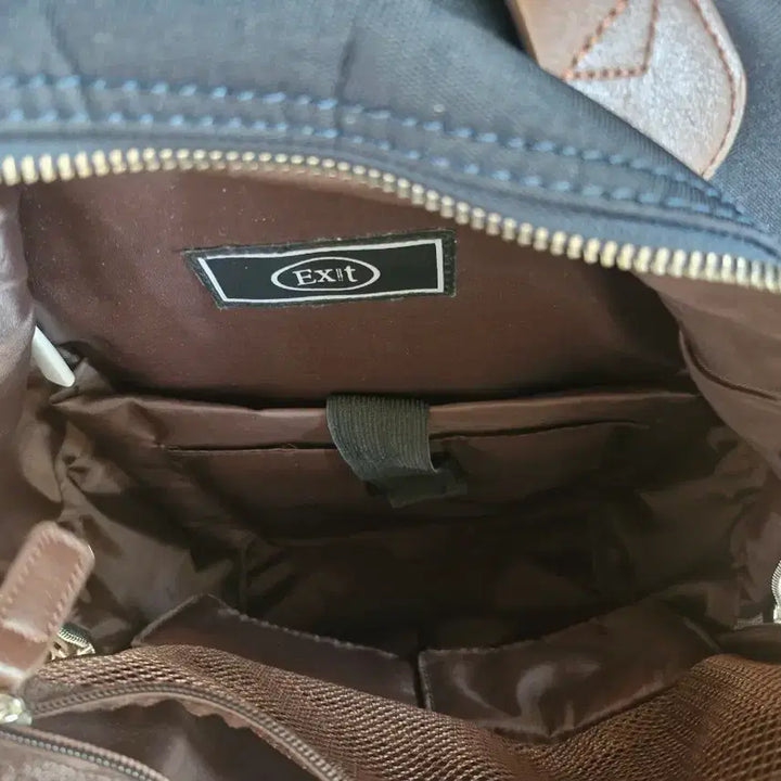 [BUNJANG] EXIT Backpack Black Casual Laptop Bag / EXIT 백팩 블랙 캐주얼 노트북 가방