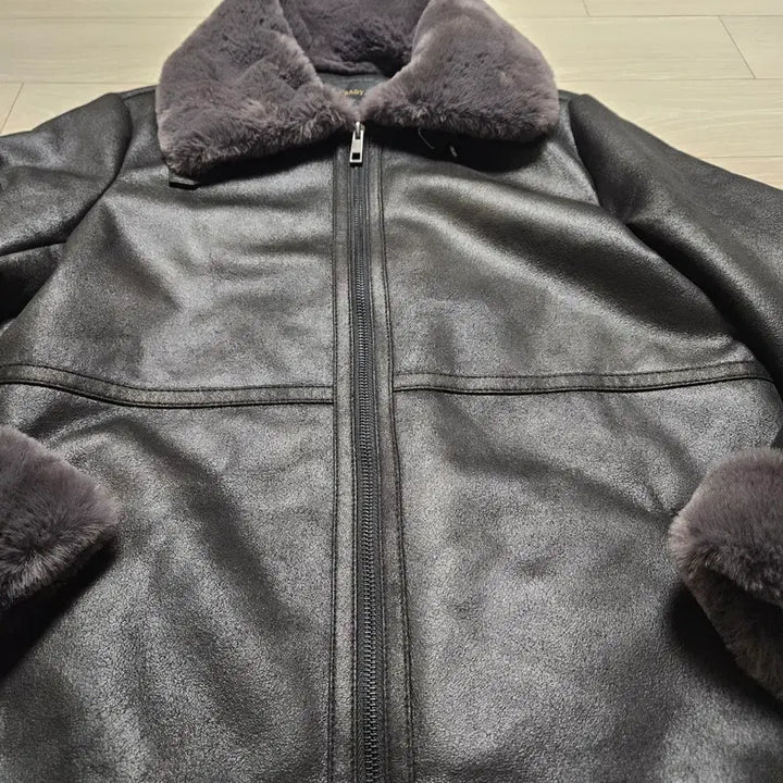 [BUNJANG] Cashbody Black Leather Fur Collar Long Coat (Size 55) / 캐시바디 블랙 레더 퍼 카라 롱 코트 55 사이즈