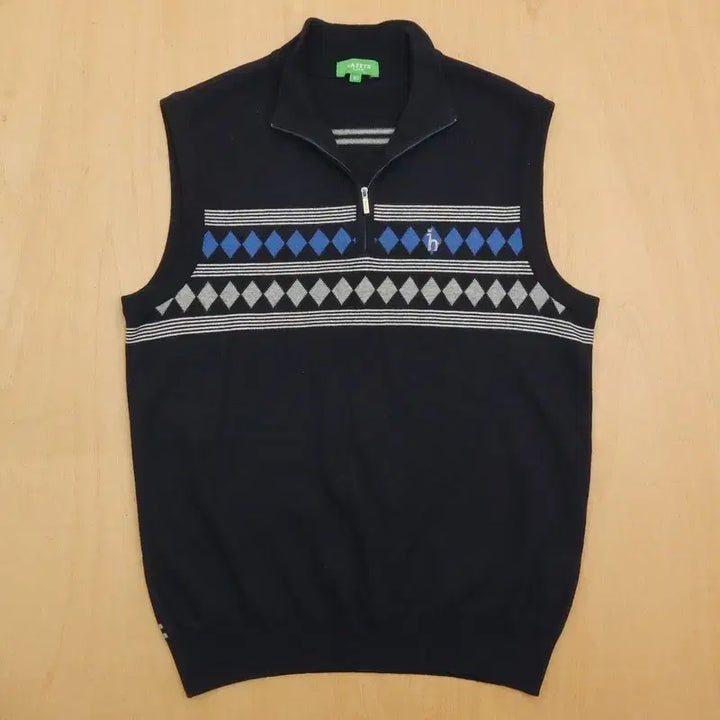 [BUNJANG] Hazzys Vest 100 H-3542 / 헤지스 반집업 조끼 100 H-3542