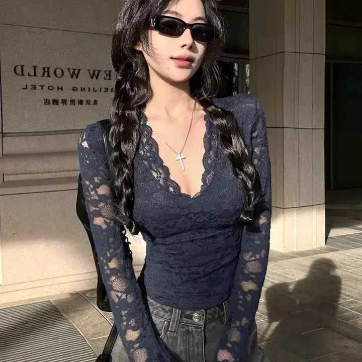 [BUNJANG] Two-Color Lace Blouse See-Through Top / [2컬러] 레이스티셔츠 시스루블라우스 레이스블라우스 데이트룩 시스루티