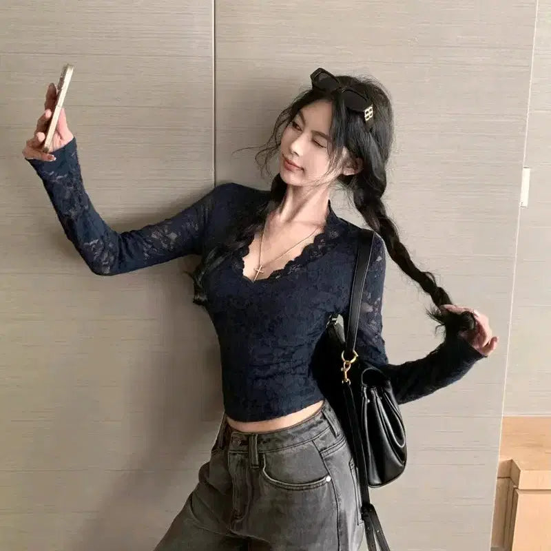 [BUNJANG] Two-Color Lace Blouse See-Through Top / [2컬러] 레이스티셔츠 시스루블라우스 레이스블라우스 데이트룩 시스루티