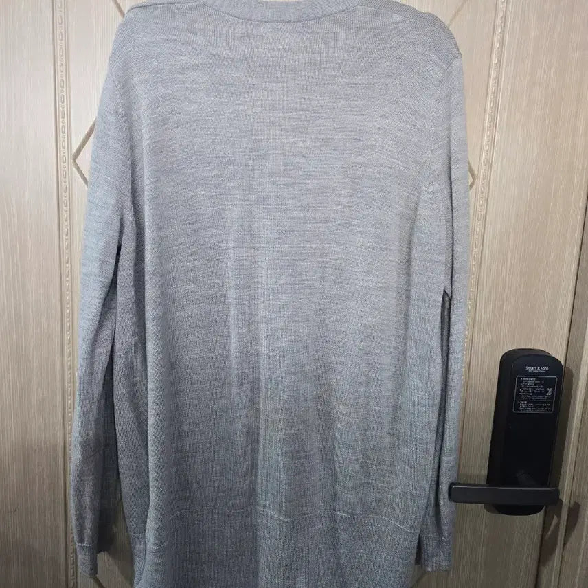 [BUNJANG] Gray V-Neck Pocket Long Cardigan / 회색 브이넥 포켓 롱 가디건