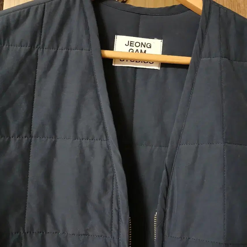[BUNJANG] JEONG GAM STUDIOS Quilted Long Jacket / JEONG GAM STUDIOS 퀼팅 롱 자켓