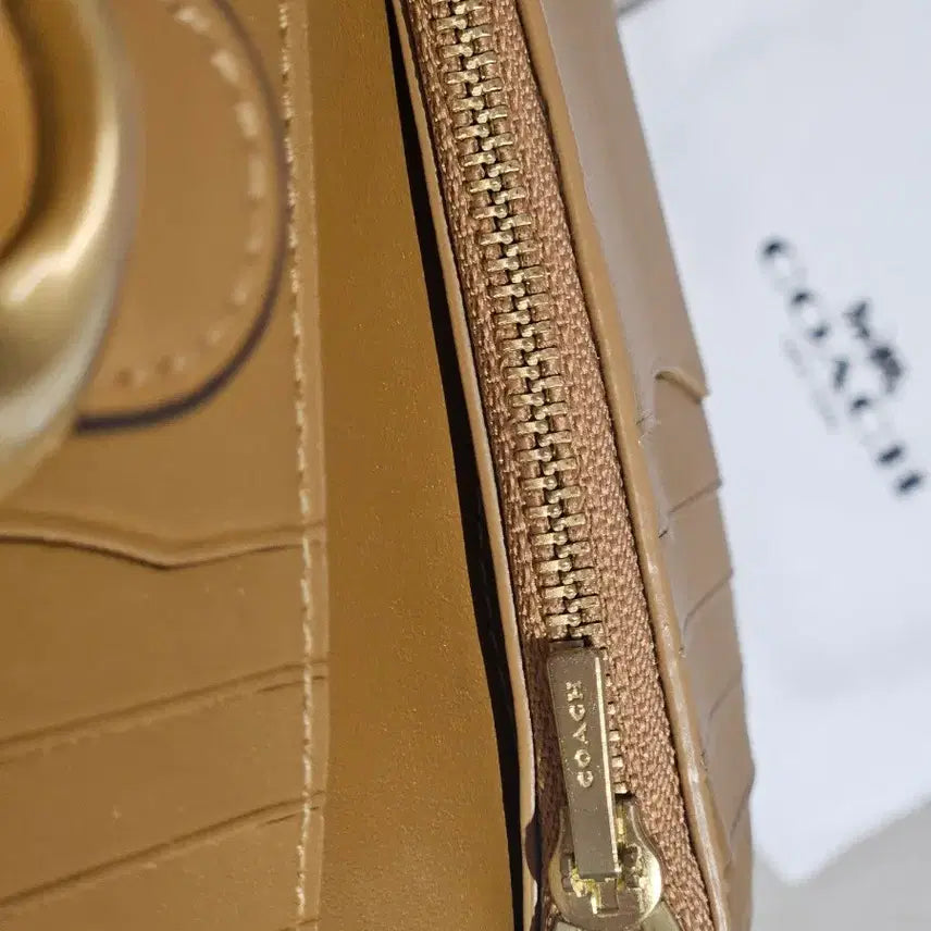 [BUNJANG] Coach Tabby Wallet / 코치 태비 지갑