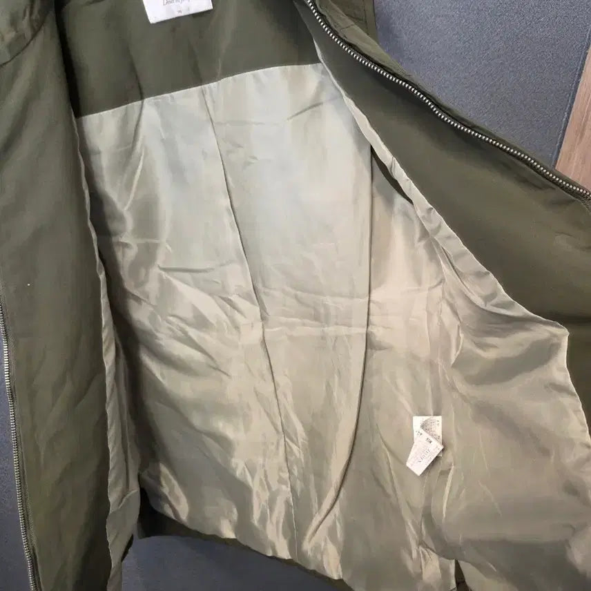 [BUNJANG] Zishen Quilted Vest / 지센 퀄팅조끼 (봄.가을용)
