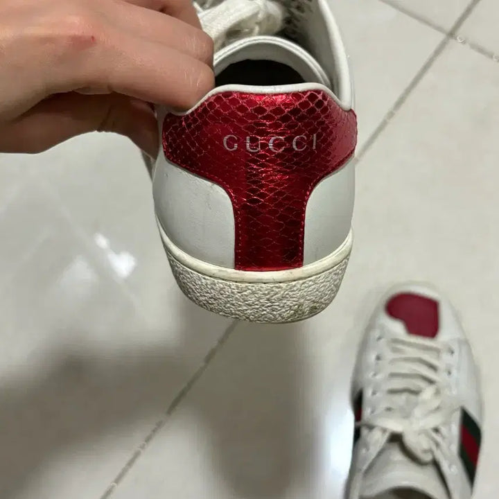 [BUNJANG] Gucci Heart Sneakers - Size 35 / [급처] 구찌 하트 스니커즈 35사이즈