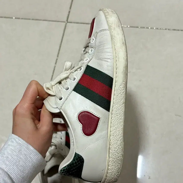 [BUNJANG] Gucci Heart Sneakers - Size 35 / [급처] 구찌 하트 스니커즈 35사이즈