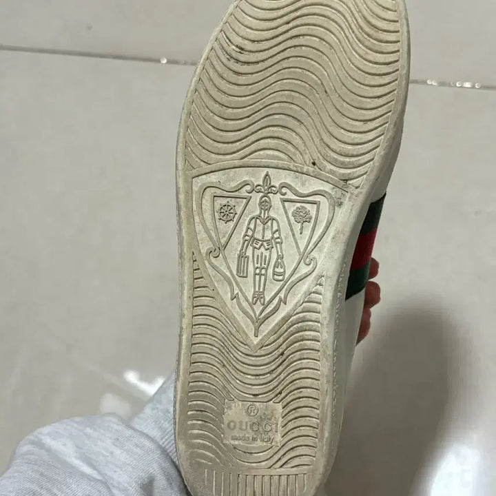 [BUNJANG] Gucci Heart Sneakers - Size 35 / [급처] 구찌 하트 스니커즈 35사이즈