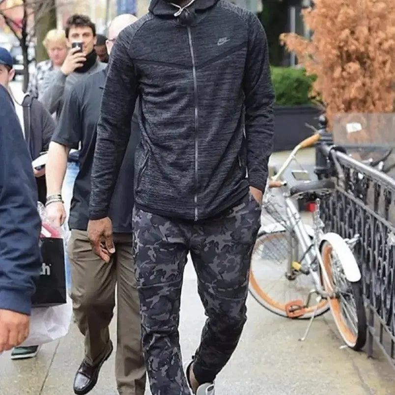 [BUNJANG] Nike Tech Pack Pants Black Camo First Edition / [해외M]나이키 테크팩 팬츠 블랙카모 초판