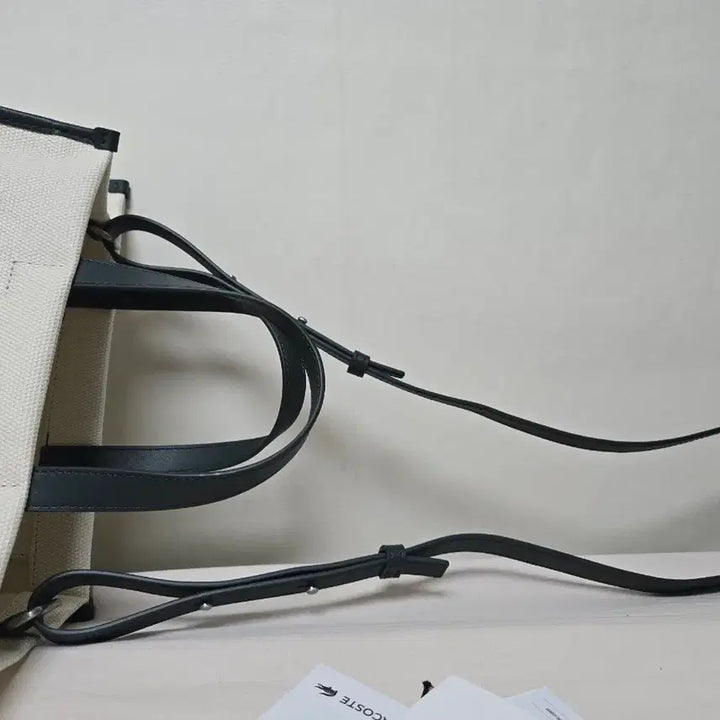 [BUNJANG] Lacoste Canvas Shoulder Bag / 라코스테 캔버스 백