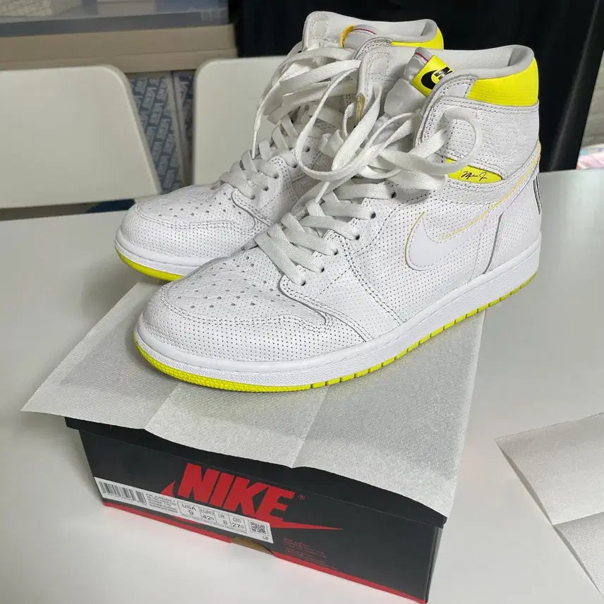 [BUNJANG] Jordan 1 First Class Sneakers / 조던 1 퍼스트클래스 270 (US9) 1회착