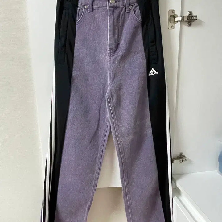 [BUNJANG] Adidas Vintage Custom Half-and-Half Pants / 아디다스 빈티지 커스텀 반반 팬츠 퍼플 블랙