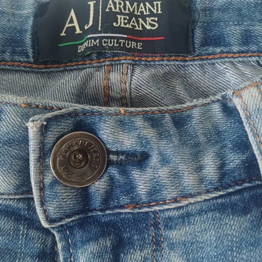 [BUNJANG] Armani Jeans Vintage Eagle Logo Denim Jeans (32) / [Made in Italy]아르마니 진스 빈티지 이글 로고 데님(32)