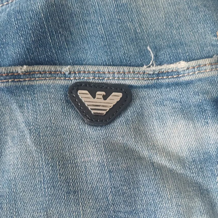 [BUNJANG] Armani Jeans Vintage Eagle Logo Denim Jeans (32) / [Made in Italy]아르마니 진스 빈티지 이글 로고 데님(32)