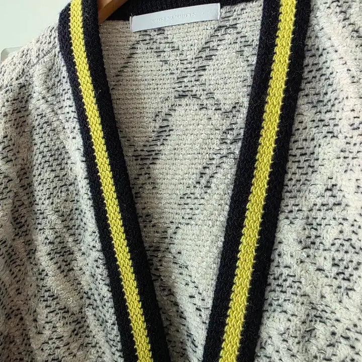 [BUNJANG] VOICE OF VOICES Wool Cardigan / VOICE OF VOICES 보브 울 가디건