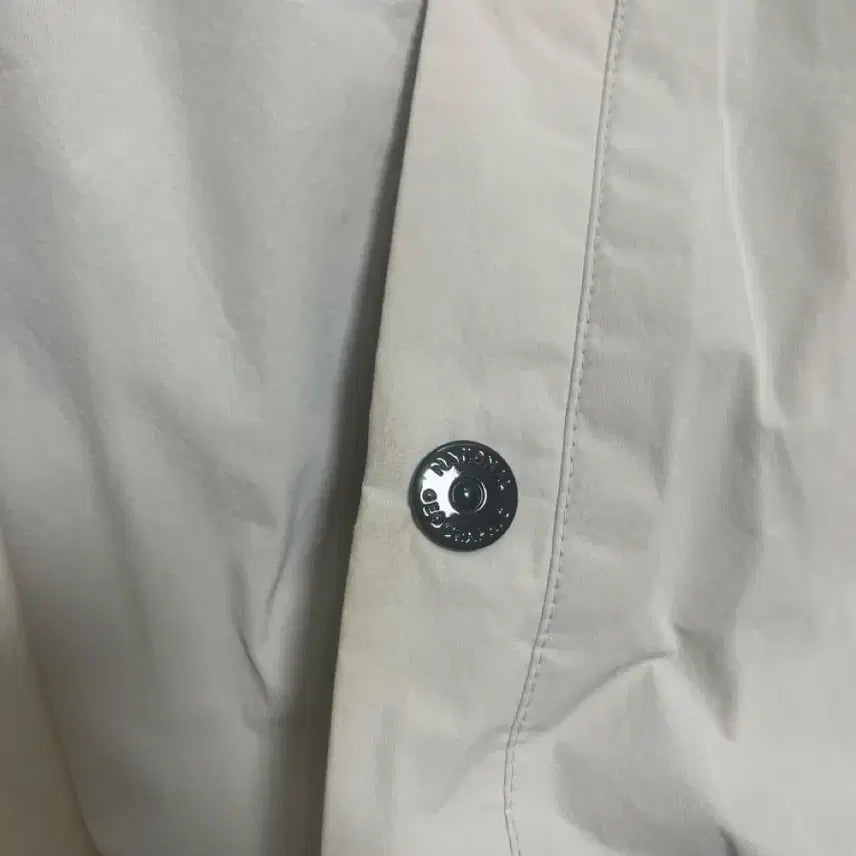 [BUNJANG] National Geographic Windbreaker Jacket / 내셔널지오그래픽 바람막이