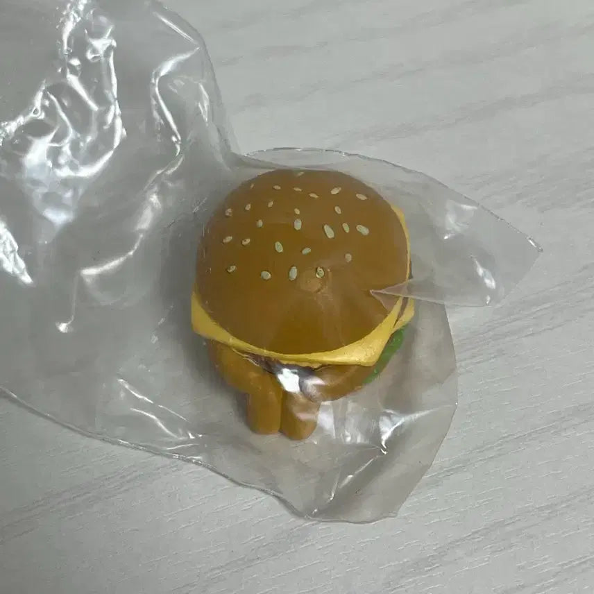 [BUNJANG] Burger Cheese Burger Unopened Item / 햄버거 치즈버거 마치보케 마치보우케 언제오려나 미개봉