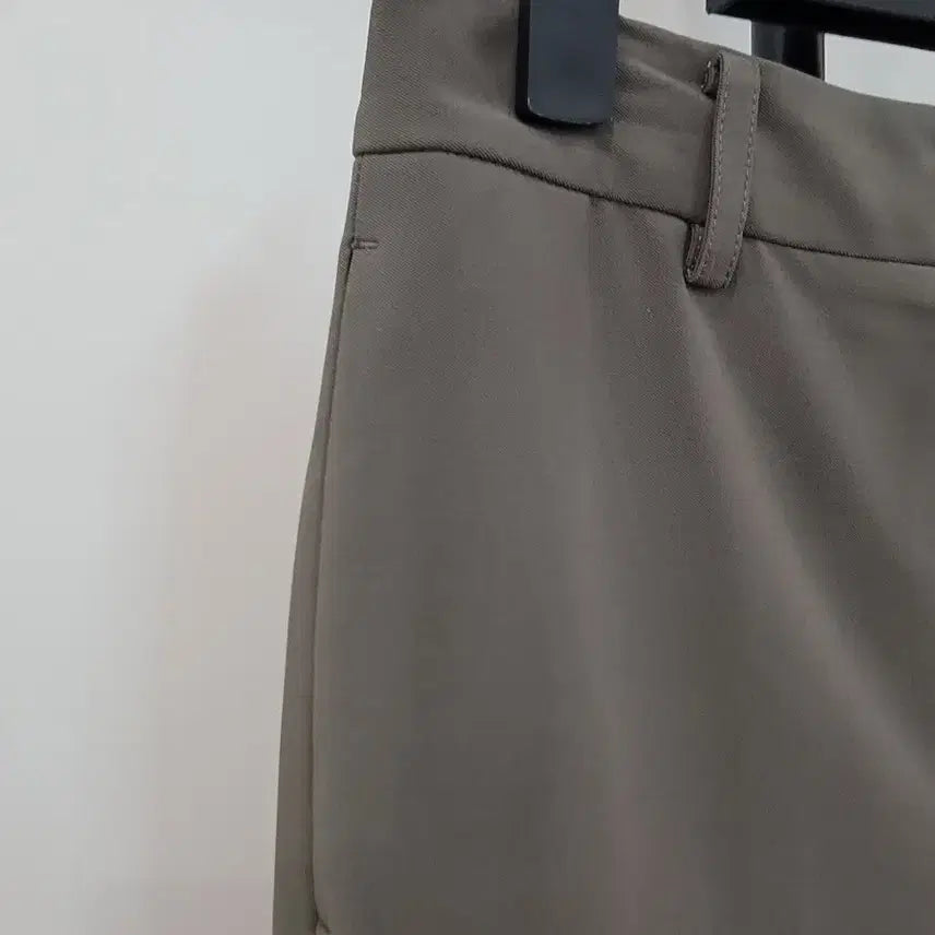 [BUNJANG] System Dark Olive Slacks Pants 55 / 시스템 다크 올리브 슬랙스 바지 팬츠 55사이즈