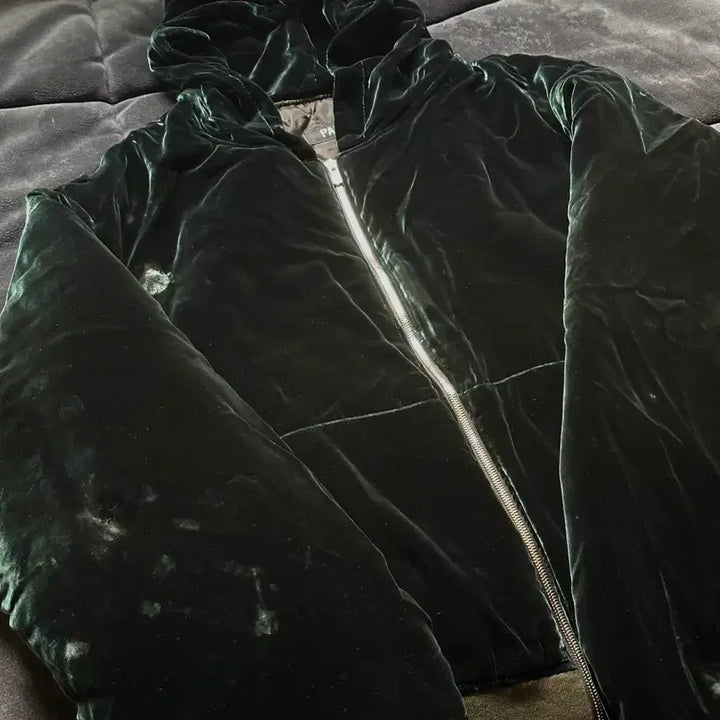 [BUNJANG] Ourpass 027 Green Velvet Hoodie / 아워파스 pas 027 그린 벨벳 후드