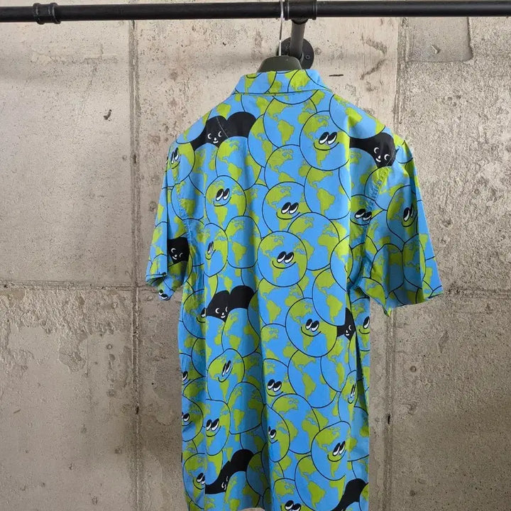 [BUNJANG] Vans Unique Character Short Sleeve Shirt / 새상품)반스  독특한 캐릭터 반팔셔츠