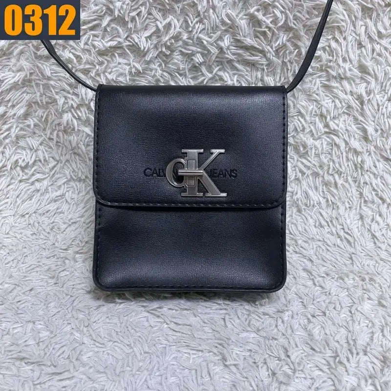 [BUNJANG] CK Calvin Klein Leather Crossbody Bag / CK 켈빈클라인 가죽 가방 크로스백 여성가방