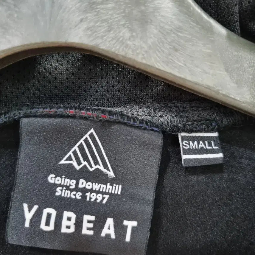 [SOLD OUT] YOBEAT 후드 아노락 블루