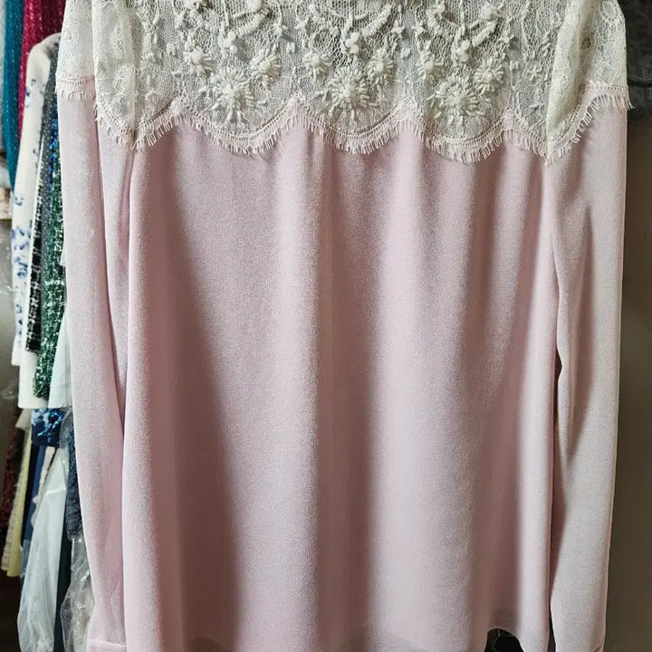 [BUNJANG] MojoSphin Lace Detail Blouse / 모조에스핀 블라우스 최종가