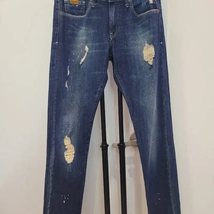 [BUNJANG] Armani Exchange J13 Slim Fit Denim Jeans / 아르마니 익스체인지 J13 데미지 데님진 슬림핏 30사이즈 새제품