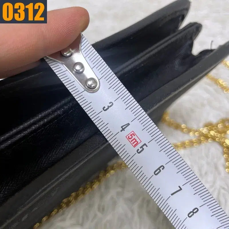 [BUNJANG] DAKS Gold Chain Crossbody Bag / DAKS 닥스 골드체인 크로스백 가방