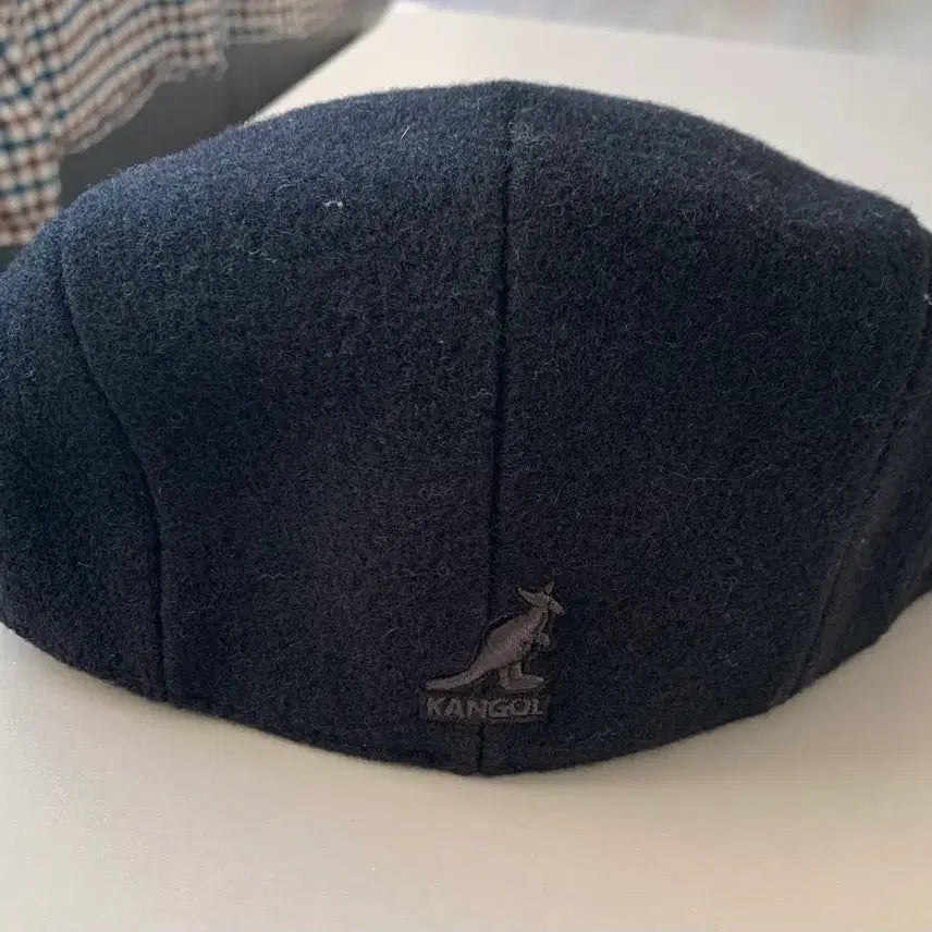 [BUNJANG] Kangol Black Hunting Cap / 캉골 검정색 헌팅캡