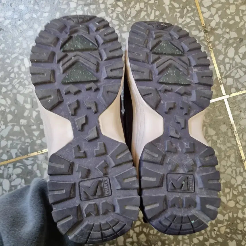 [BUNJANG] Millet Dial Trekking Shoes / [245 size] 밀레 다이얼 트레킹화