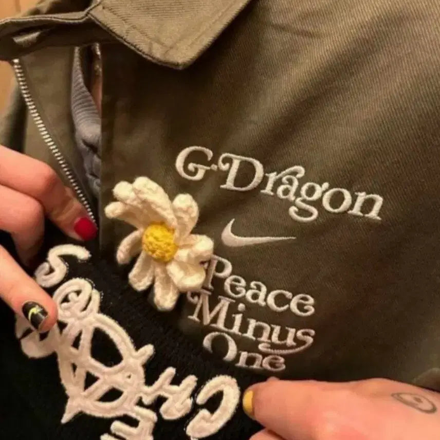 [BUNJANG] Handmade Daisy Brooch - GD Style Accessory / (손뜨개) 지디스타일 데이지브로치 뜨개데이지 포인트악세사리