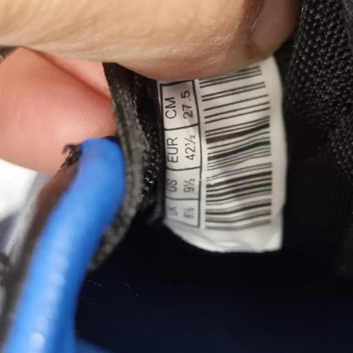 [SOLD OUT] [275 size] 푸마 V1.10 FG 축구화
