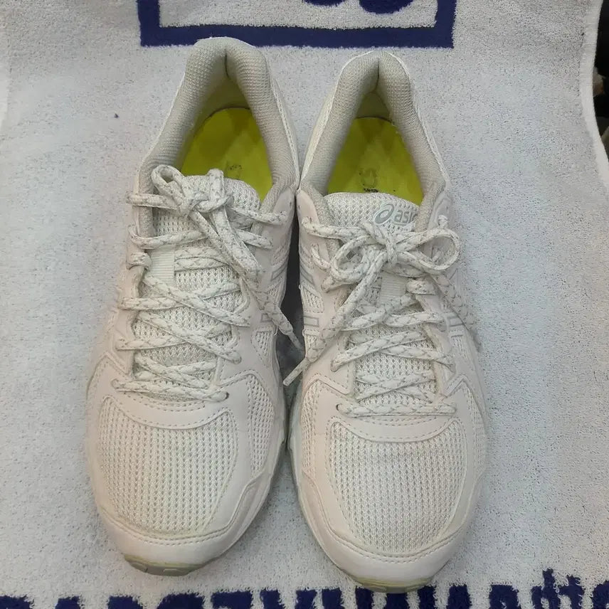 [BUNJANG] Asics White Sneakers 250mm / 아식스 흰색 운동화 250mm