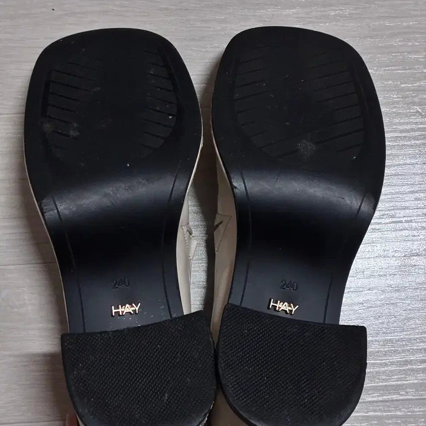 [BUNJANG] Femme Muse Retro Round Pumps Heel / [240] 팜므뮤즈 라운드 펌프스힐 / 여성구두 하이힐