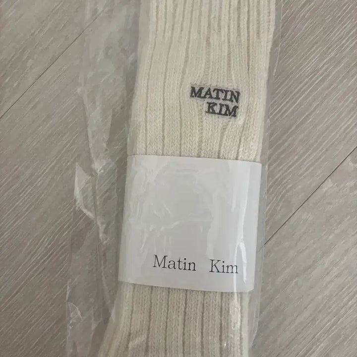[BUNJANG] Matinkim Ivory Ribbed Knit Socks / 마뗑킴 아이보리 골지 니트 양말