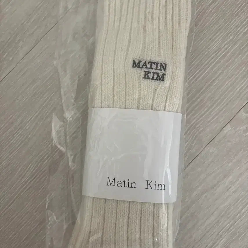 [BUNJANG] Matinkim Ivory Ribbed Knit Socks / 마뗑킴 아이보리 골지 니트 양말