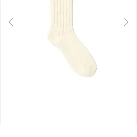 [BUNJANG] Matinkim Ivory Ribbed Knit Socks / 마뗑킴 아이보리 골지 니트 양말